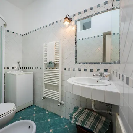 Casa Ventrosa, Apartment *